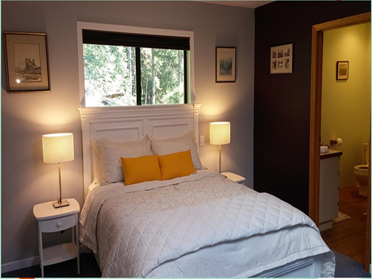Sunshine Coast Treetop B&B Sechelt Exterior foto